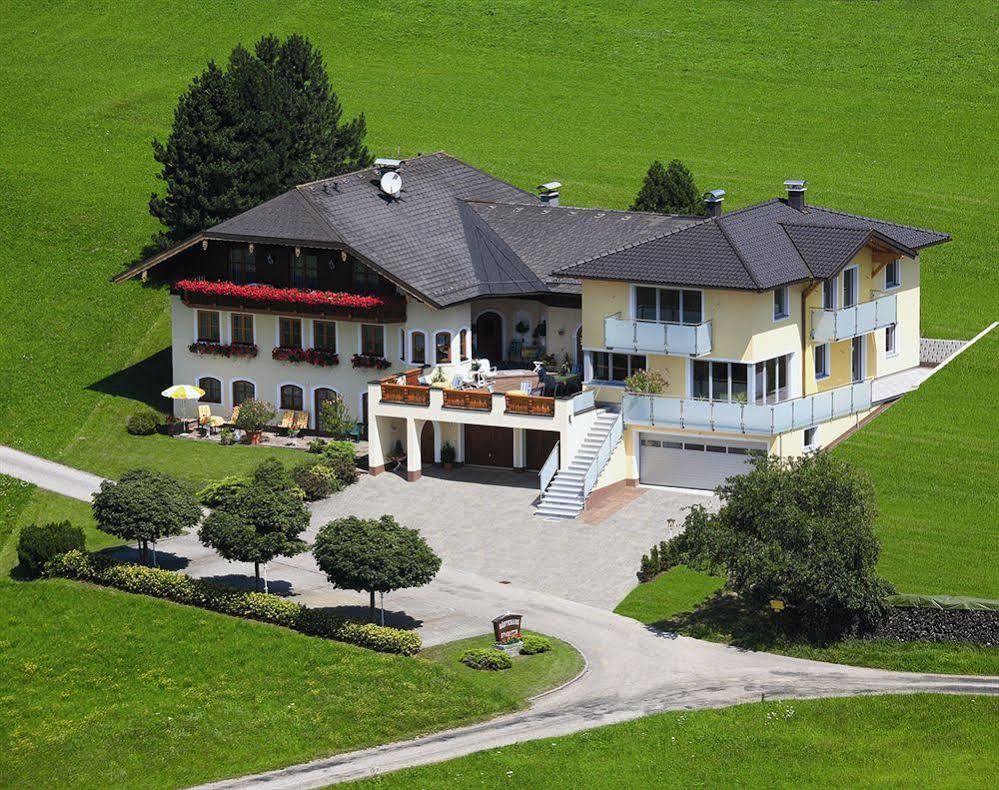 Gaestehaus Stabauer Mondsee Esterno foto