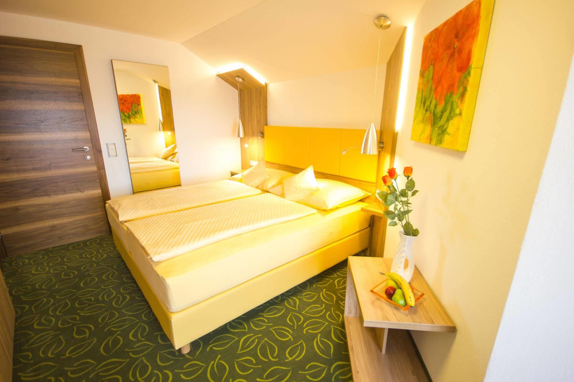 Gaestehaus Stabauer Mondsee Esterno foto